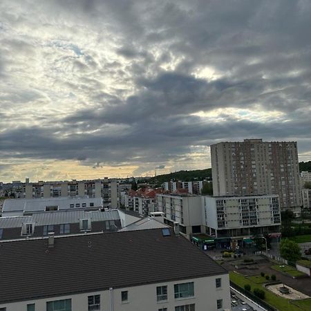 Magnifique Appartement Neuilly Sur Marne Entre Paris Et Disneyland Luaran gambar