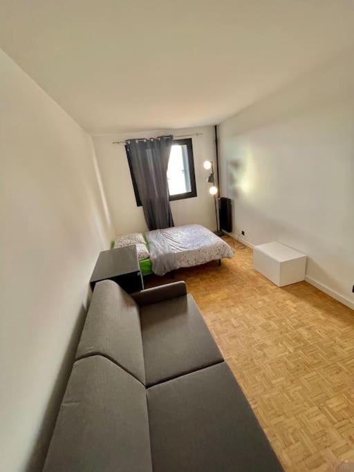 Magnifique Appartement Neuilly Sur Marne Entre Paris Et Disneyland Luaran gambar