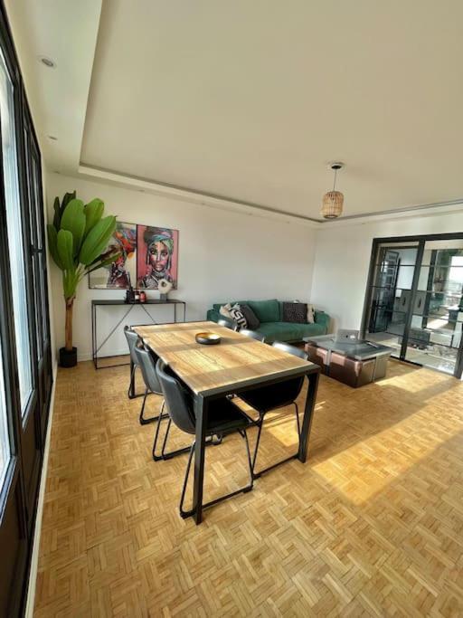 Magnifique Appartement Neuilly Sur Marne Entre Paris Et Disneyland Luaran gambar
